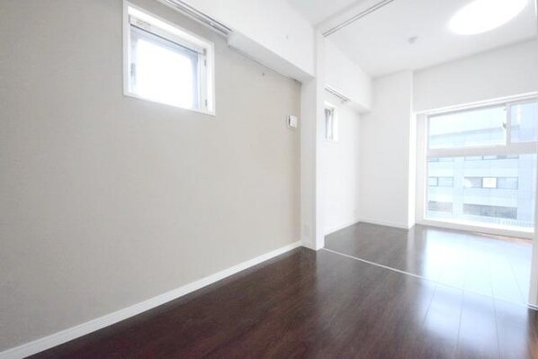 プライマル上野EASTの物件内観写真